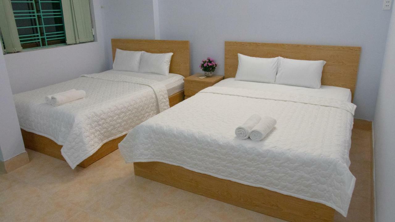 Language Exchange Hostel 2 Хошимин Экстерьер фото