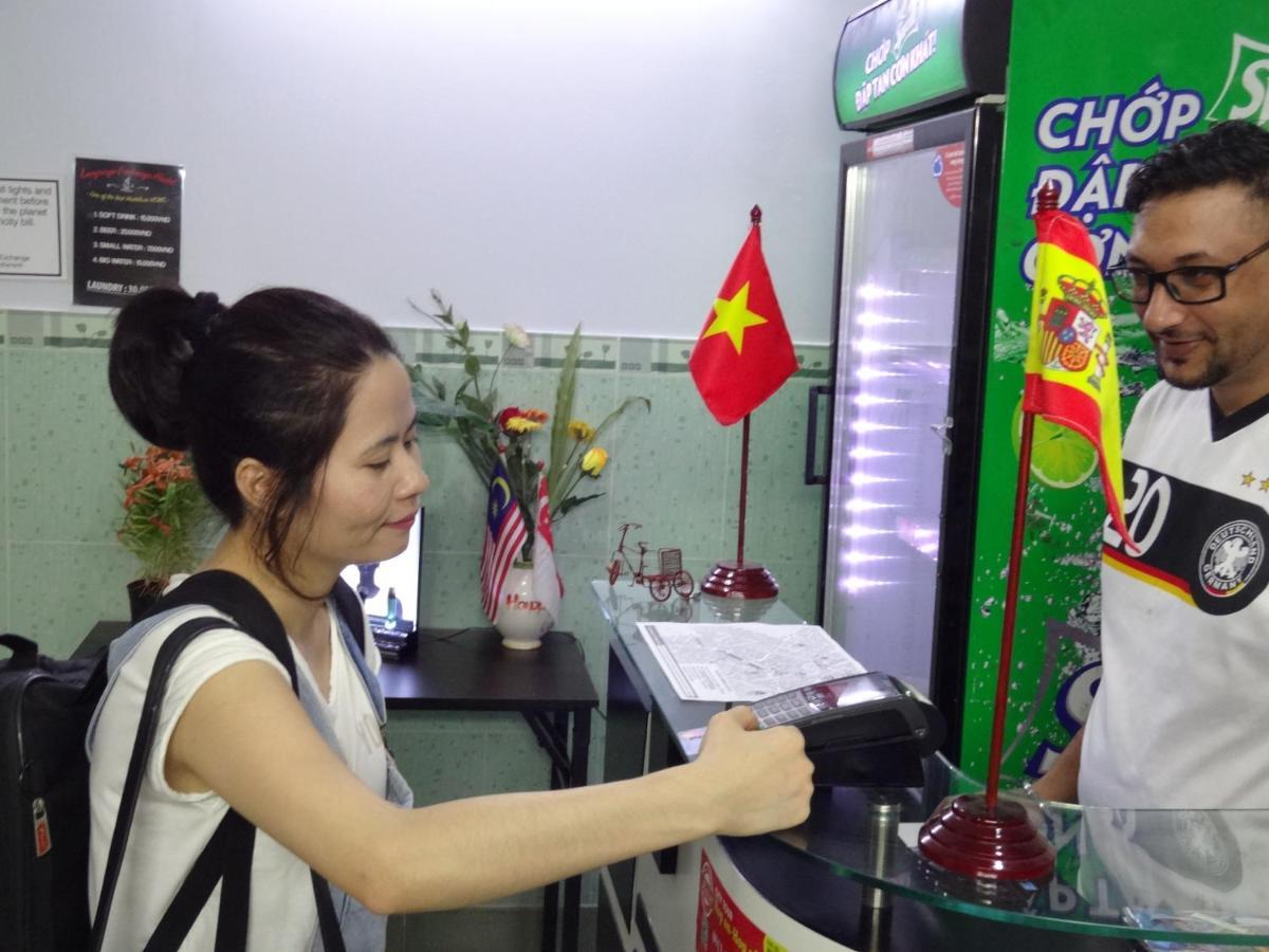 Language Exchange Hostel 2 Хошимин Экстерьер фото